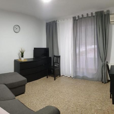 Apartment For 6 People. Valencia Exterior foto