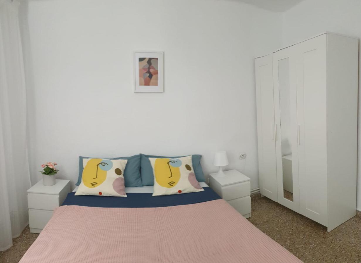 Apartment For 6 People. Valencia Exterior foto